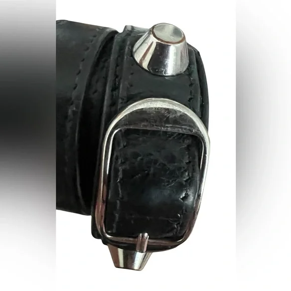 BALENCIAGA Arena Classic Triple Tour
Bracelet Small Black $225 - Picture 11 of 11